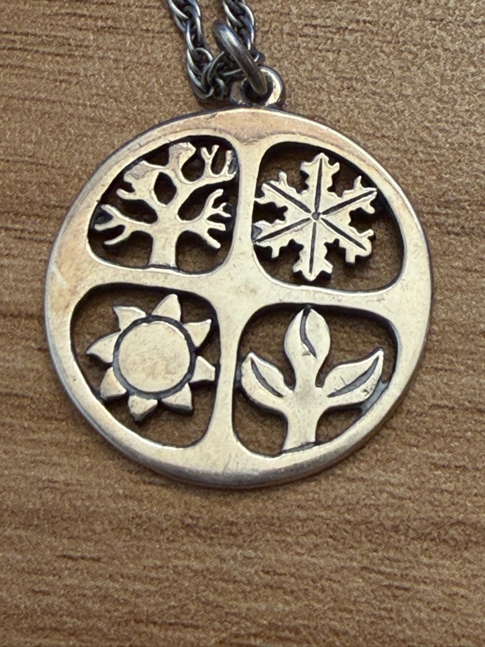 Retired James Avery Four Seasons Round Pendant Necklace in Sterling Silver - Picture 2 of 9